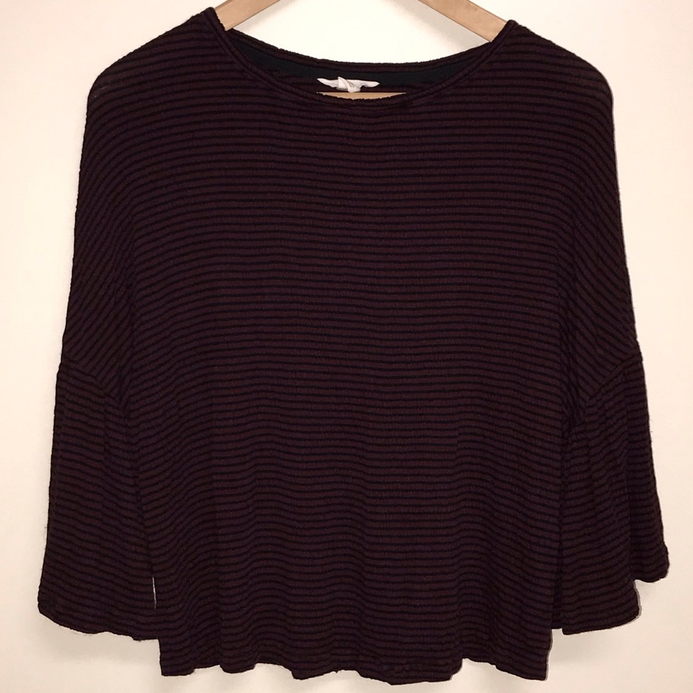 🌴3/$20 Caslon Stripe Bell Sleeve Tee Grape Black